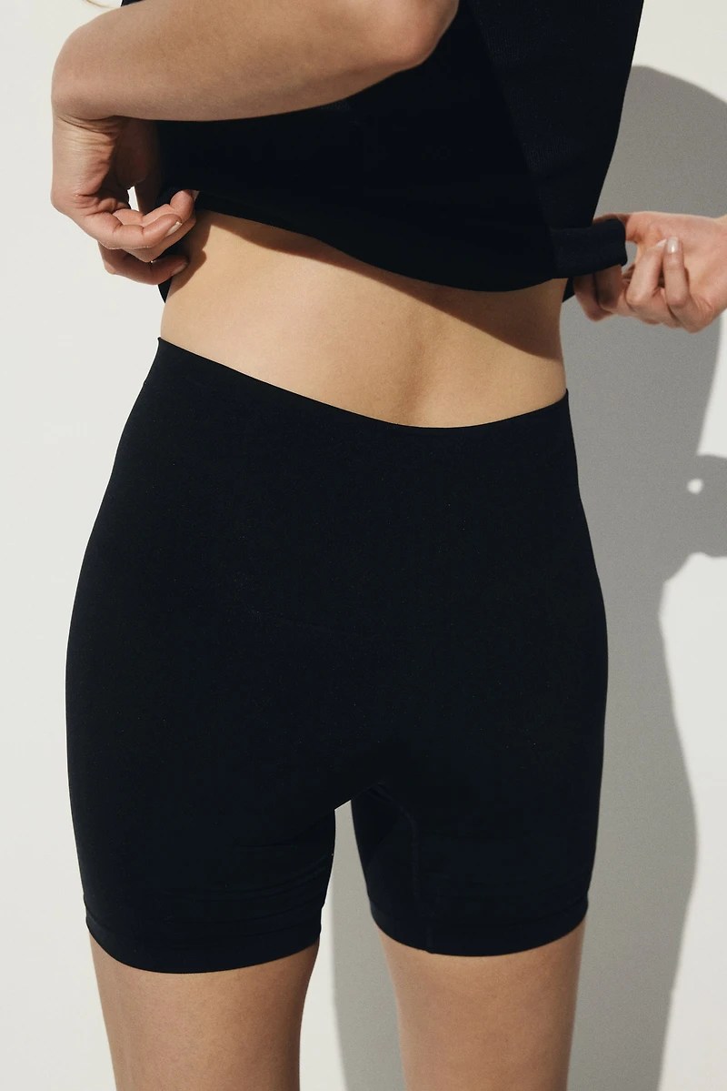 2-Pack Seamless Medium Shape Bikers