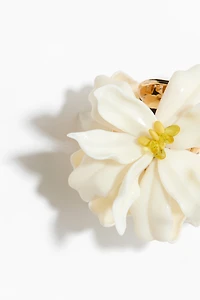 Flower-Detail Hair Claw
