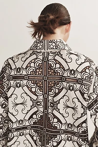 Veste avec broderie anglaise