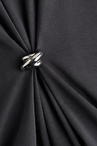 T-shirt avec détail en métal