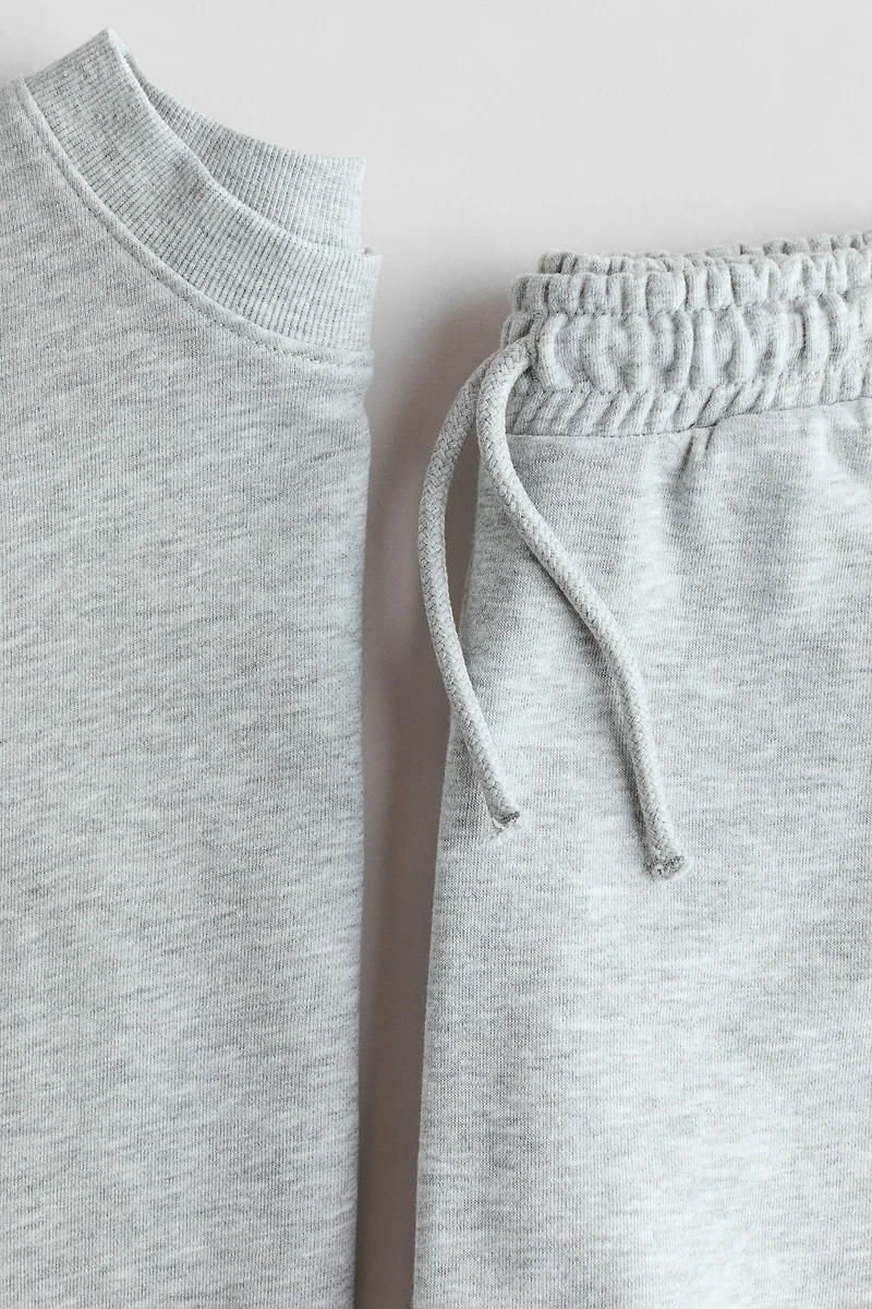 2-Piece Sweatshirt and Sweatshorts Set