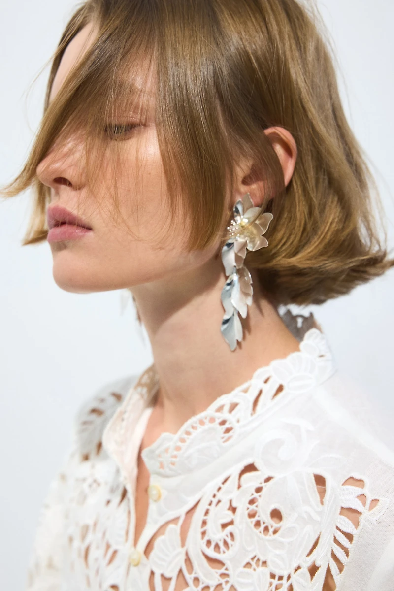 Blouse en lin mélangé avec broderie anglaise