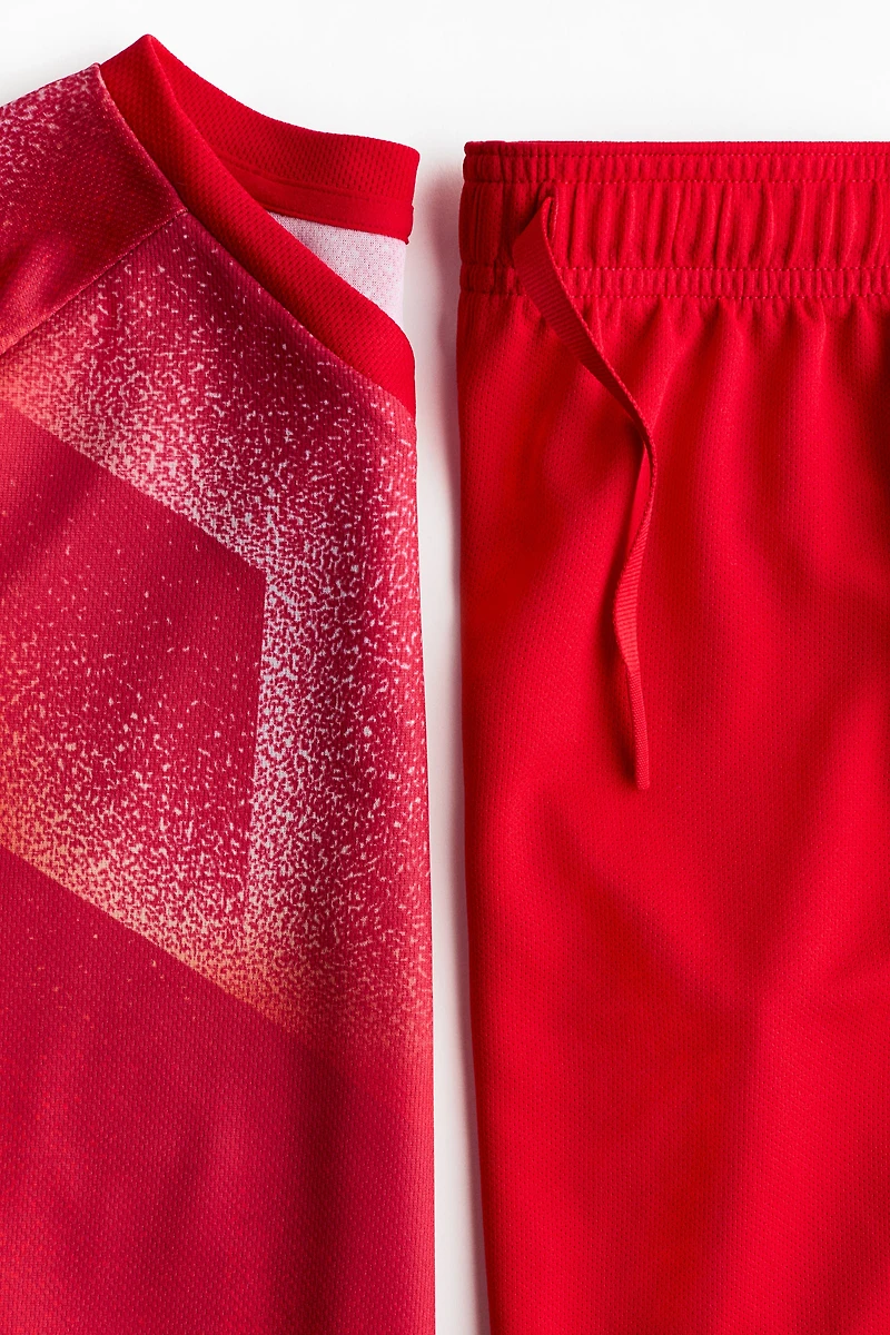 2-Piece Soccer Set with DryMove™