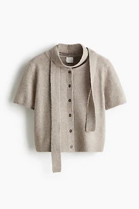 Gilet à col cravate