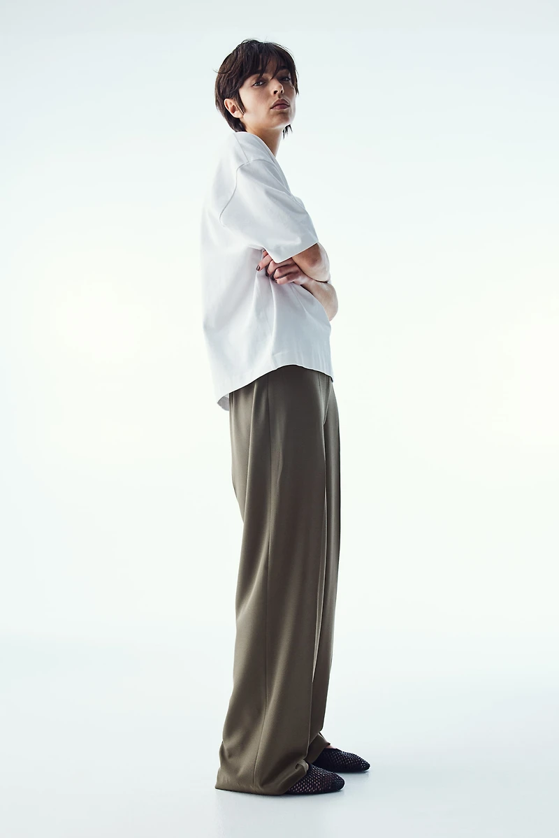 Wide-leg Pants