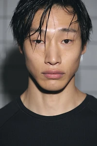 Muscle Fit Sports T-Shirt with DryMove™