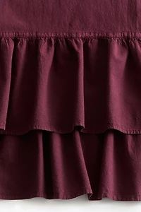 Ruffle-trimmed Table Runner