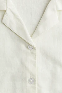 Chemise courte avec détail noué