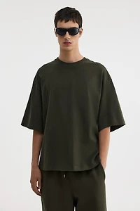 Oversized-Fit T-Shirt