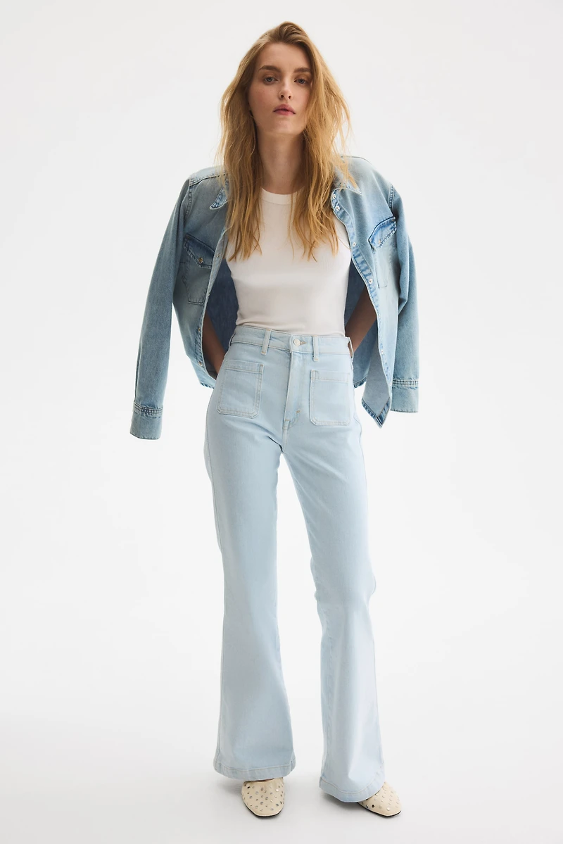 Flared Ultra High Jeans