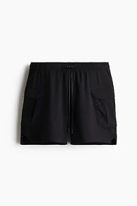 Mid-Length Cargo Sports Shorts with DryMove™