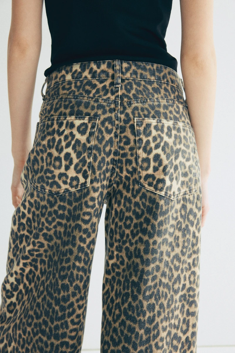 High-Waist Barrel-Leg Ankle Jeans