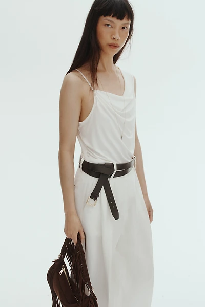 Haut asymétrique à effet drapé