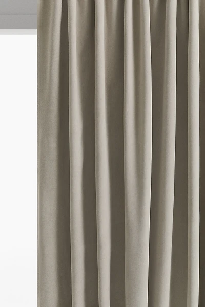 Single-Pack Wide Blackout Curtain