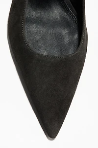 Escarpins en cuir velours avec bride arrière