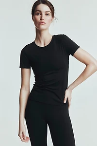 Sports Top with DryMove™