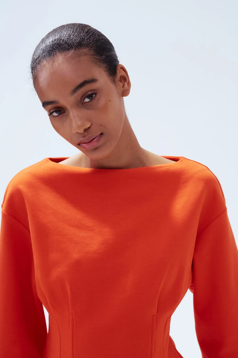 T-Shirt with Defined Waist