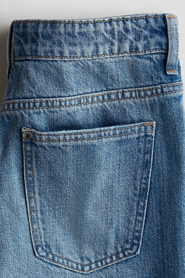 Beck Loose Fit Jeans