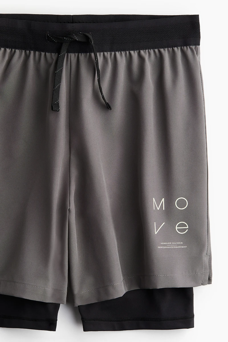 Short de sport 2-en-1 DryMove🅪