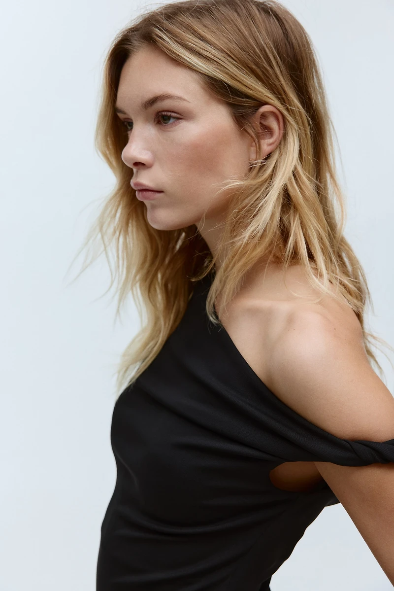 One-Shoulder Top