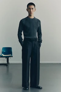 Loose-Fit Tailored Pants