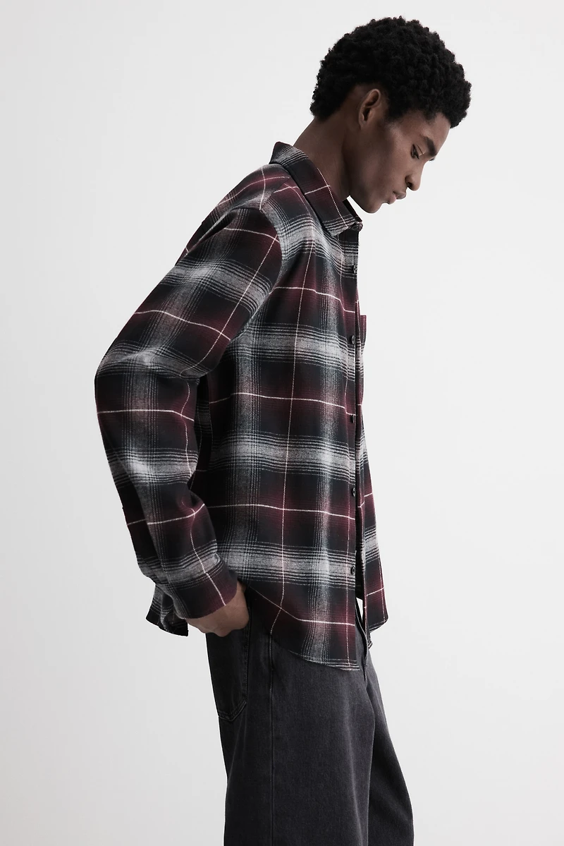 Loose-Fit Flannel Shirt