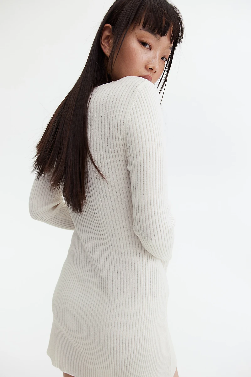 Robe moulante en tricot côtelé