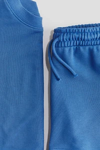 2-Piece Sweatshirt and Sweatshorts Set