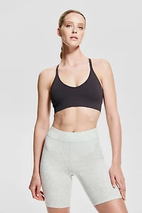 Seamless Medium-Support Sports Bra with DryMove™