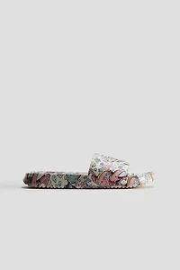Printed Pool Shoes