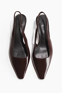 Escarpins à bride arrière petit talon