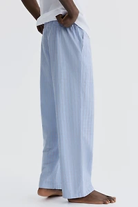 T-shirt et pantalon de pyjama