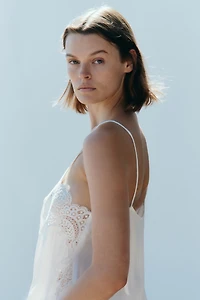 Haut en viscose avec dentelle