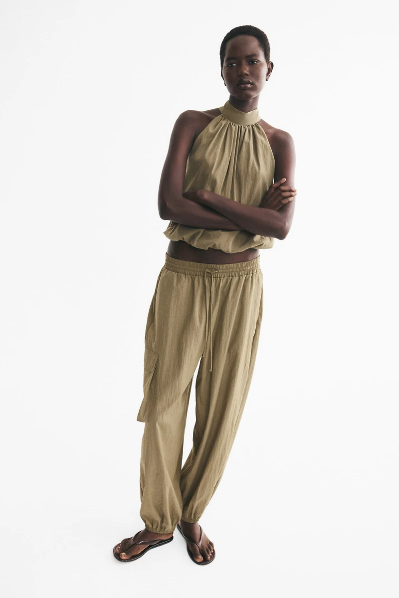 Loose-Fit Barrel-Leg Pants
