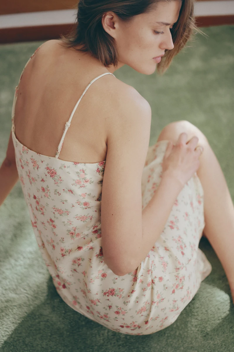 Robe à bretelles fines