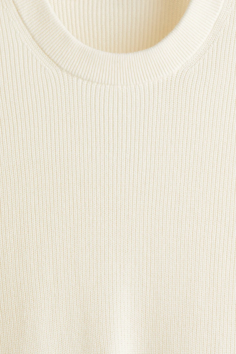 Chandail classique en tricot côtelé