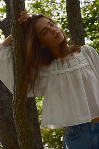 Blouse en coton avec dentelle