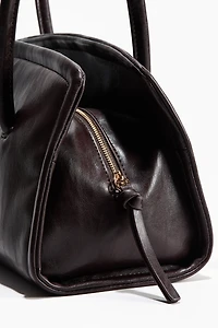 Sac porté sur l'épaule