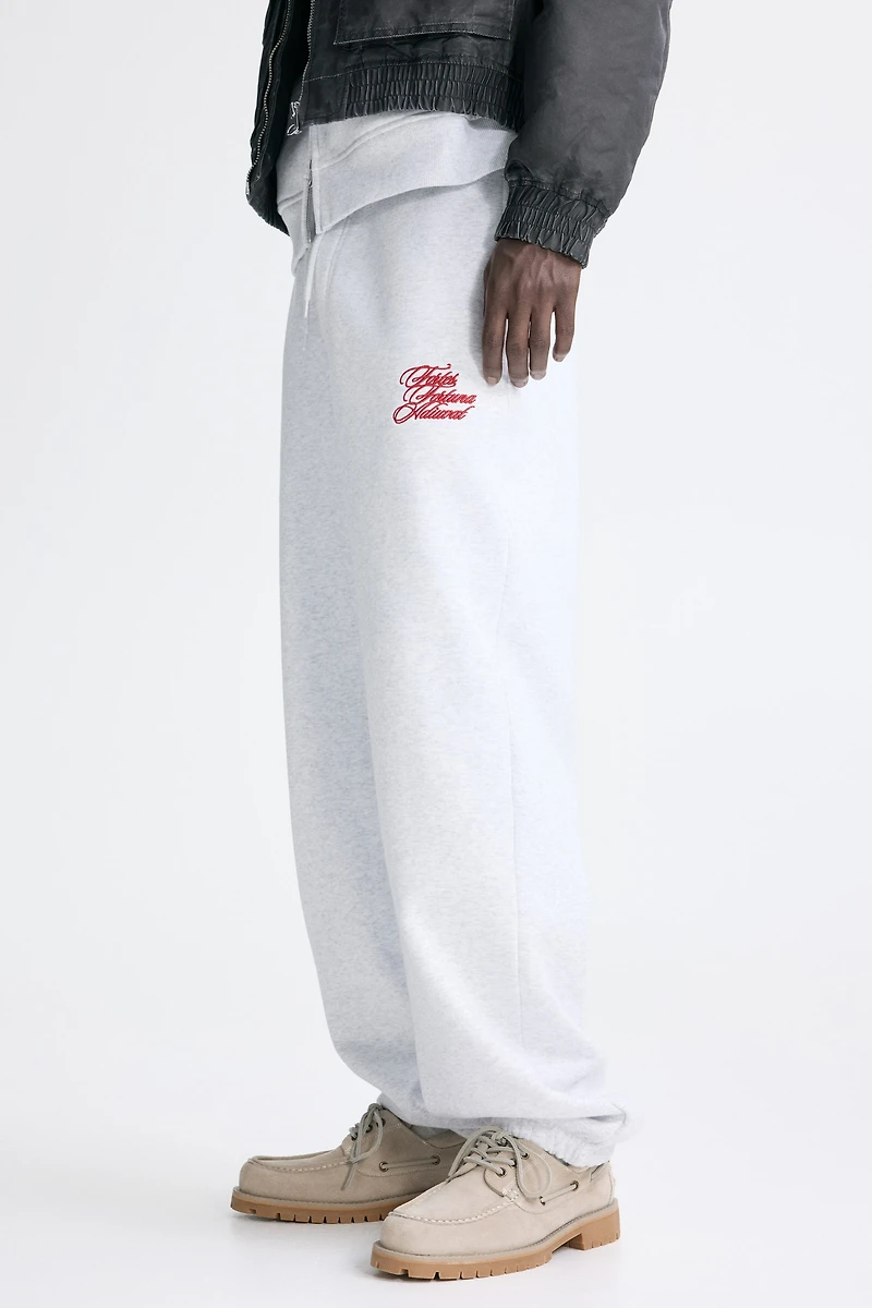 Loose-Fit Sweatpants