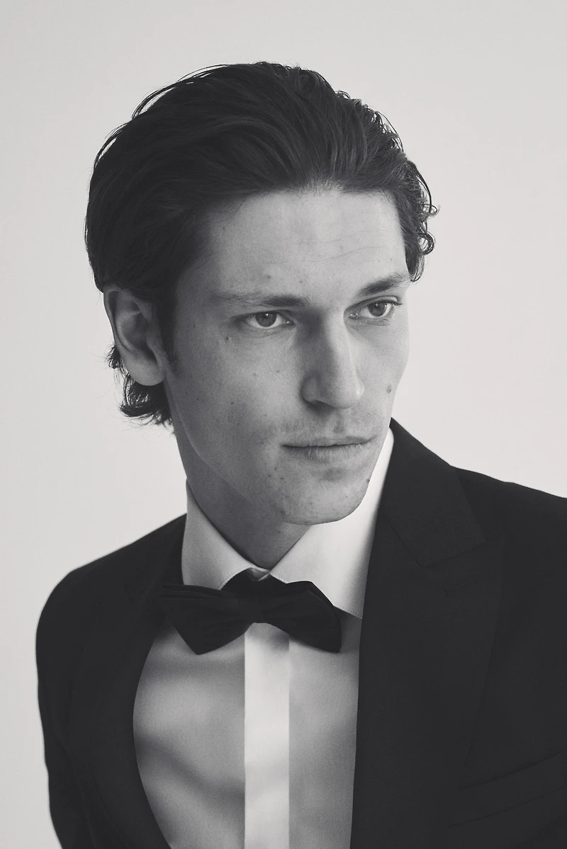 Slim-Fit Wool-Blend Tuxedo Jacket