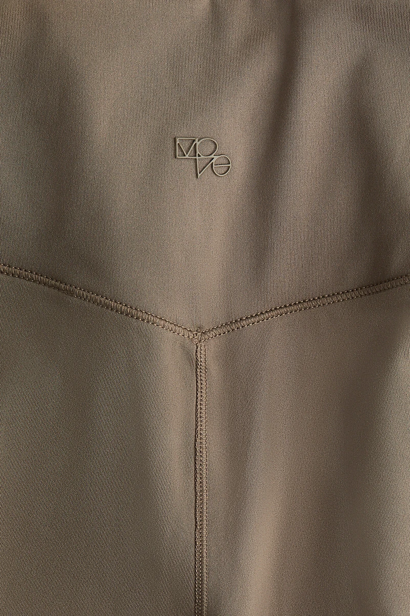Pocket-Detail Biking Shorts with DryMove™