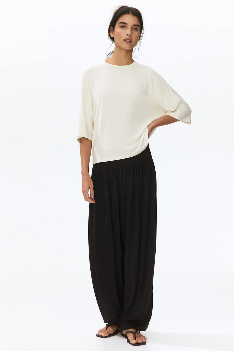 Batwing-Sleeved Viscose Top