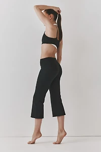 Flared Capri Sports Leggings with SoftMove™
