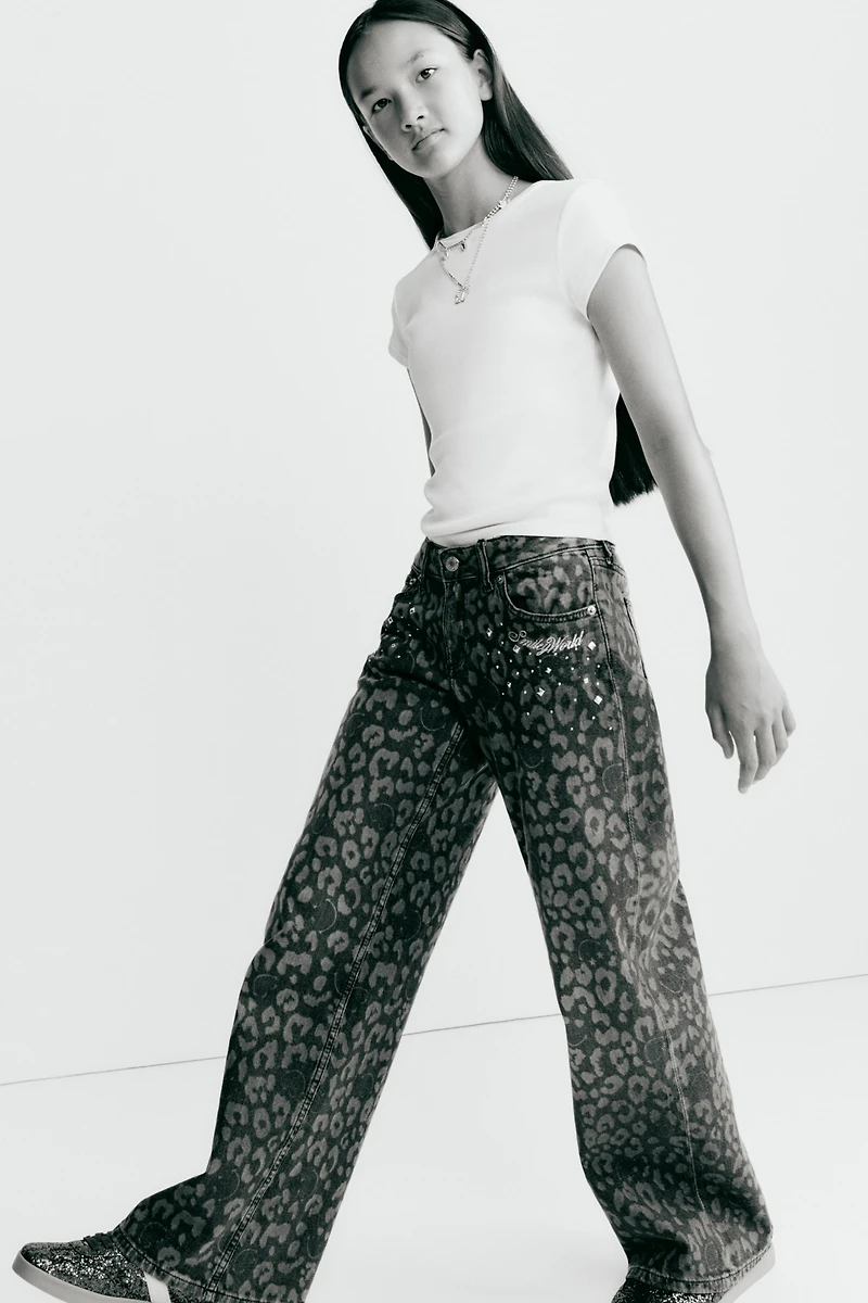 Wide-Leg Low Jeans