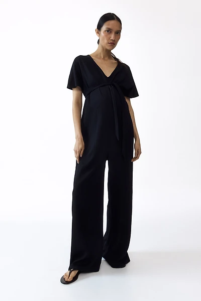MAMA Short-sleeved tie-belt jumpsuit