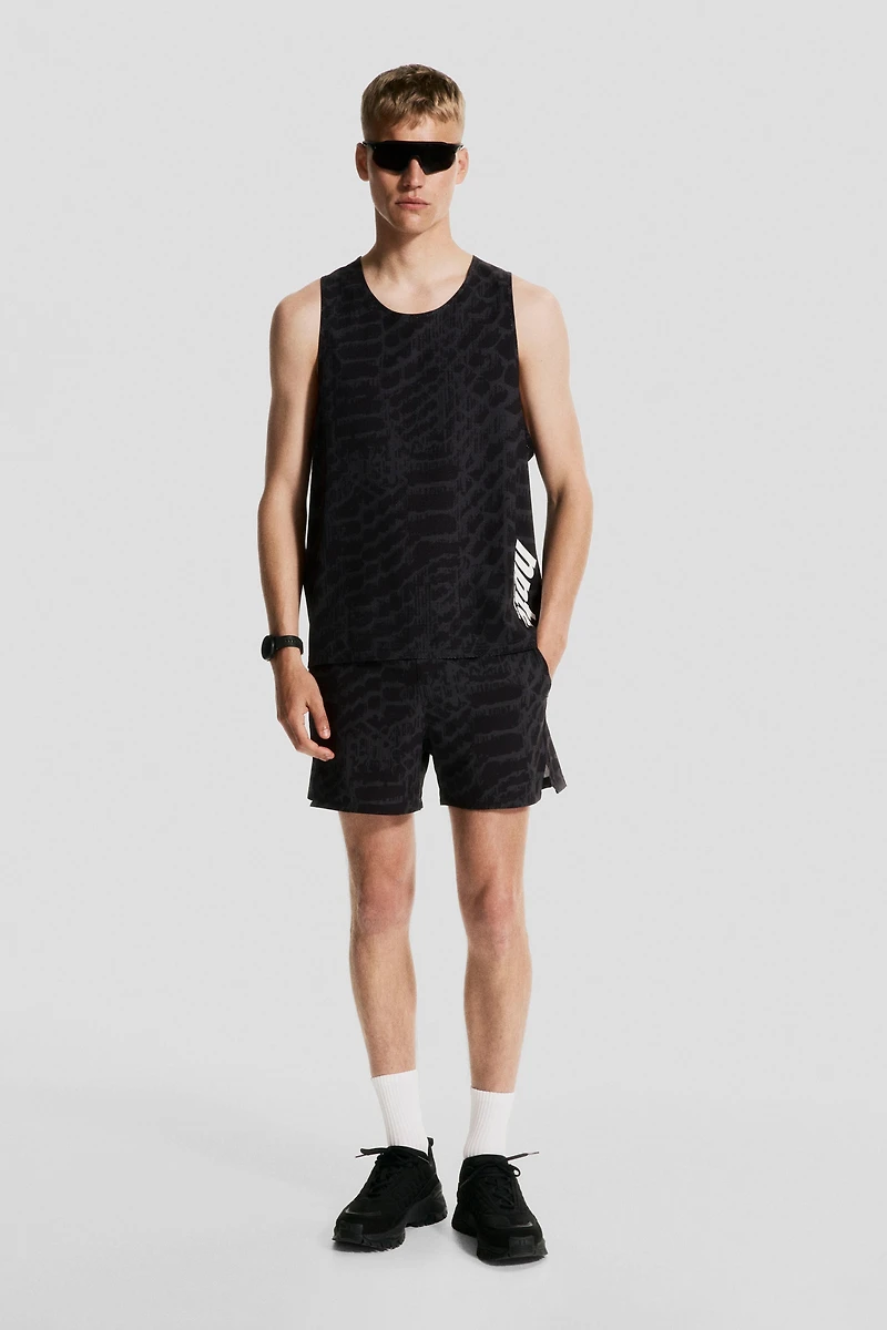 Sports Tank Top with DryMove™