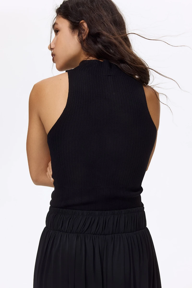 Rib-knit turtleneck top