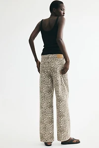 Wide-Leg Regular Waist Jeans