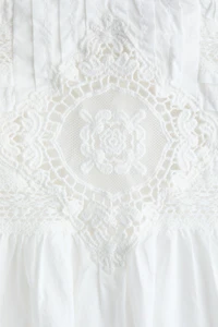 Blouse en coton avec broderie anglaise
