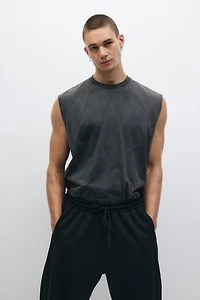 Loose-Fit Sports Tank Top with DryMove™